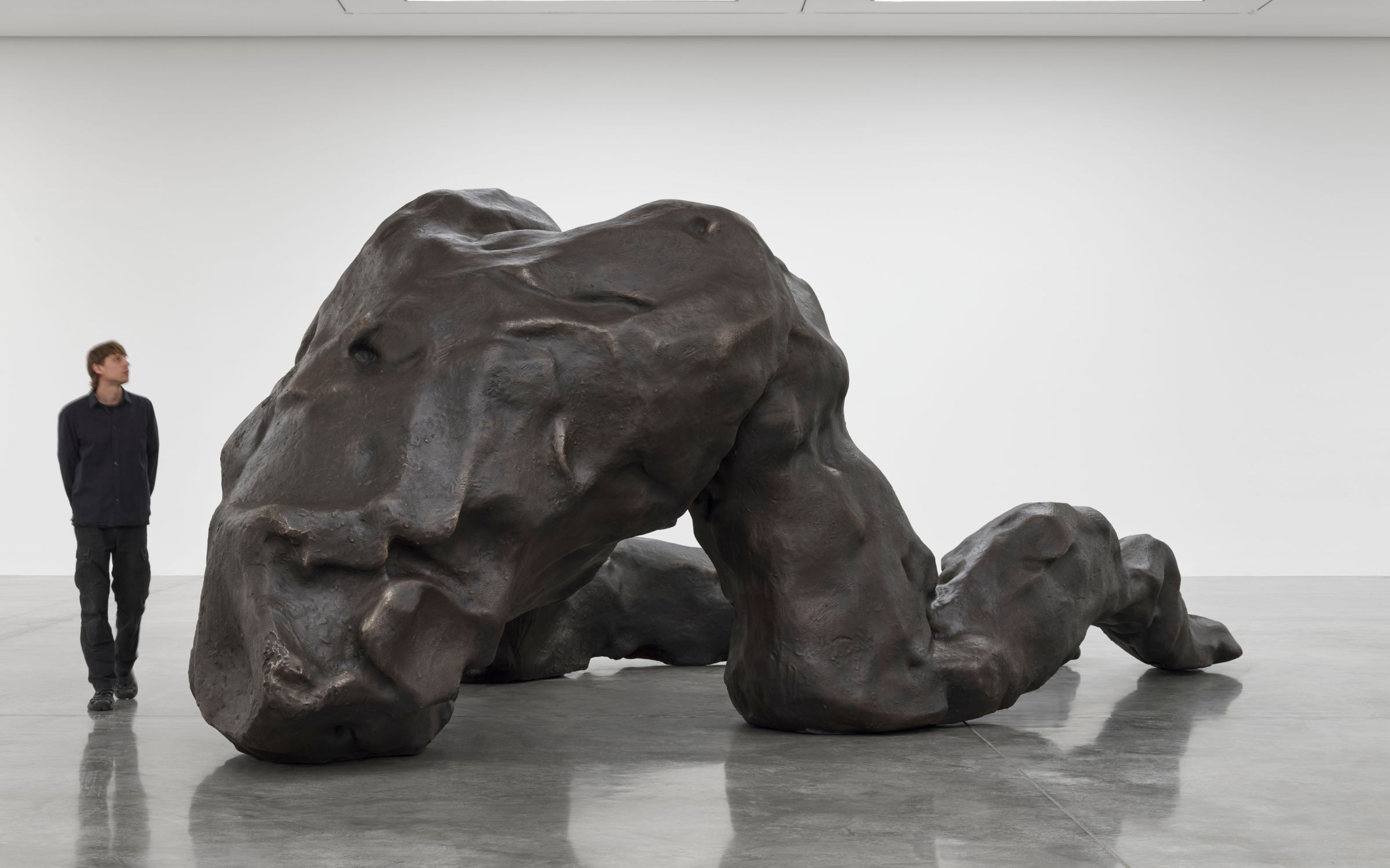 Tracey Emin's monumental bronzes at the Trocadéro close November 1