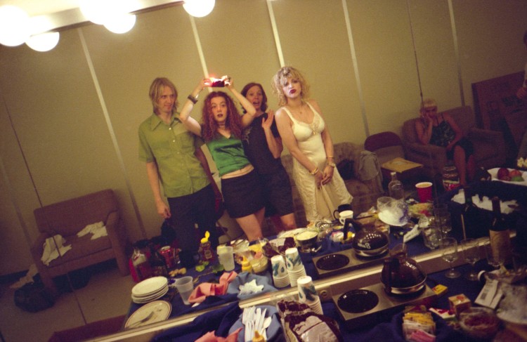 ‘My ‘90s Rock Photographs’ Is on View at the Art Gallery of Ontario Until June 6, 2027