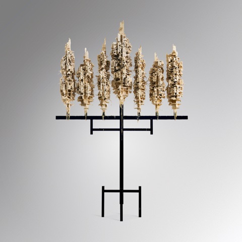 « Menorah 2025 » de Gerry Judah rejoint la collection Ben Uri