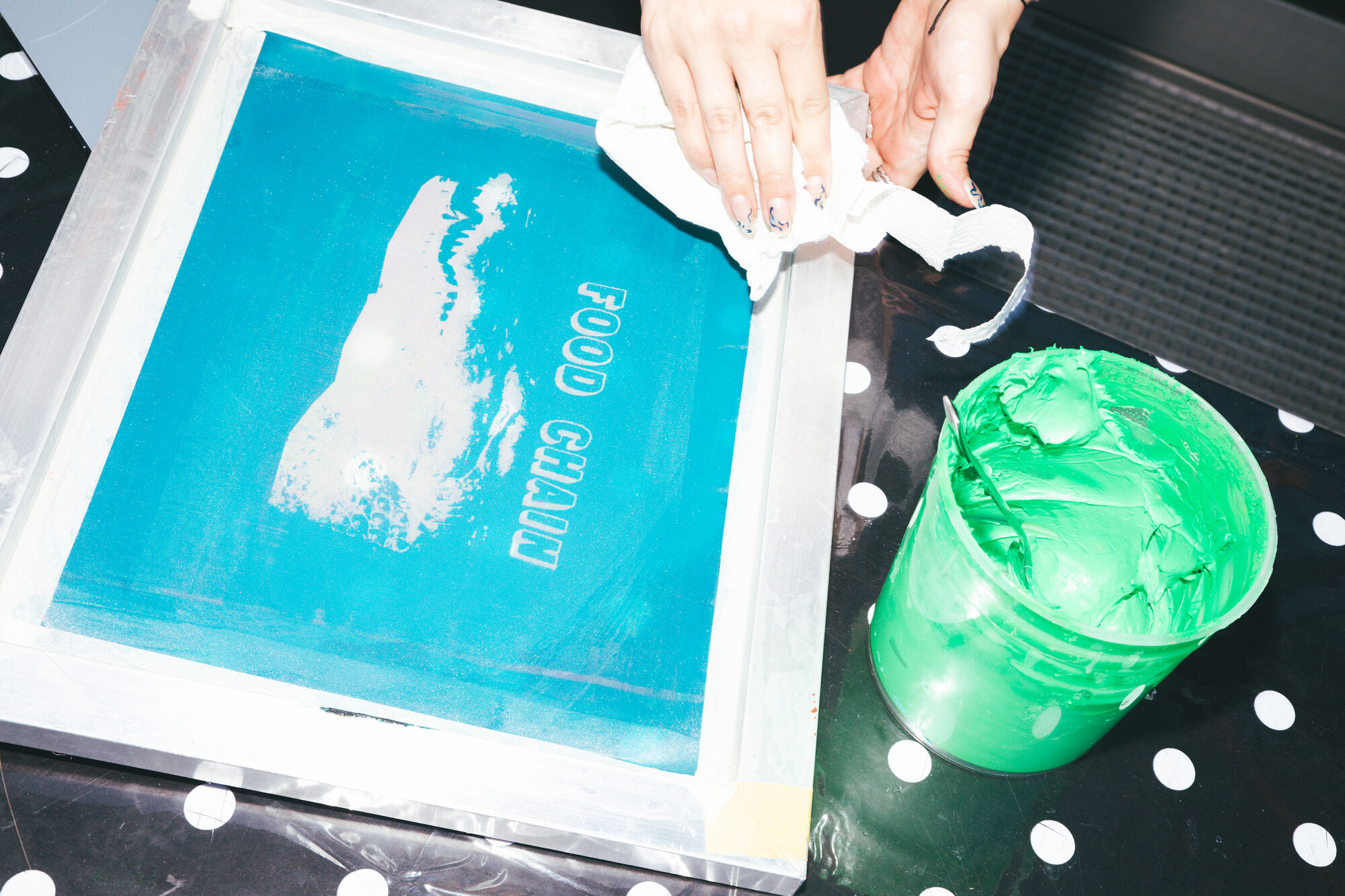 Kunsthalle Zürich to mark Henrik Olesen finissage with curator tour and silkscreen workshop