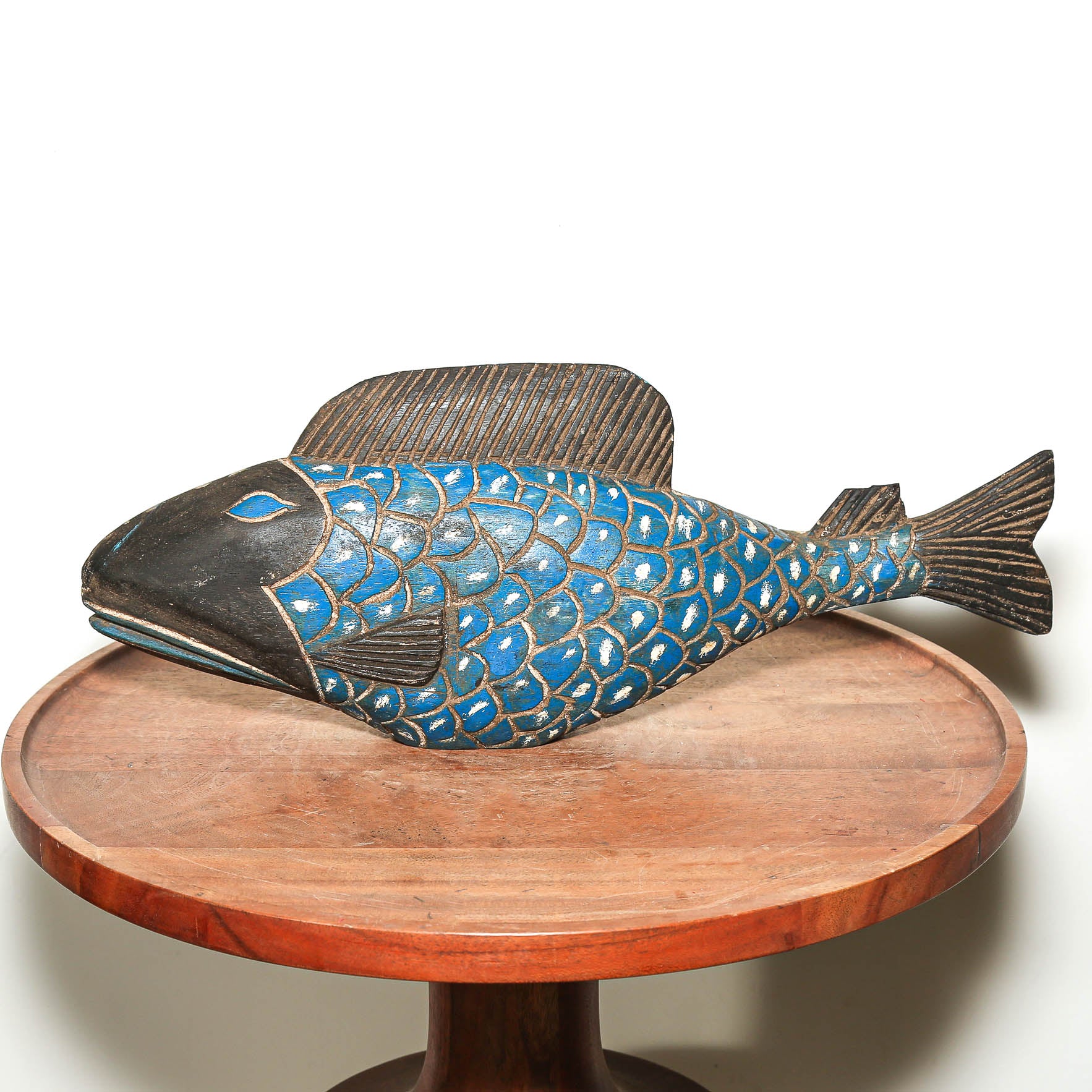Hemingway African Gallery presents new Bozo fish sculptures from Mali