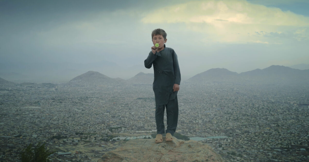 Aziz Hazara to Discuss ‘Bow Echo’ at S.M.A.K. in Ghent