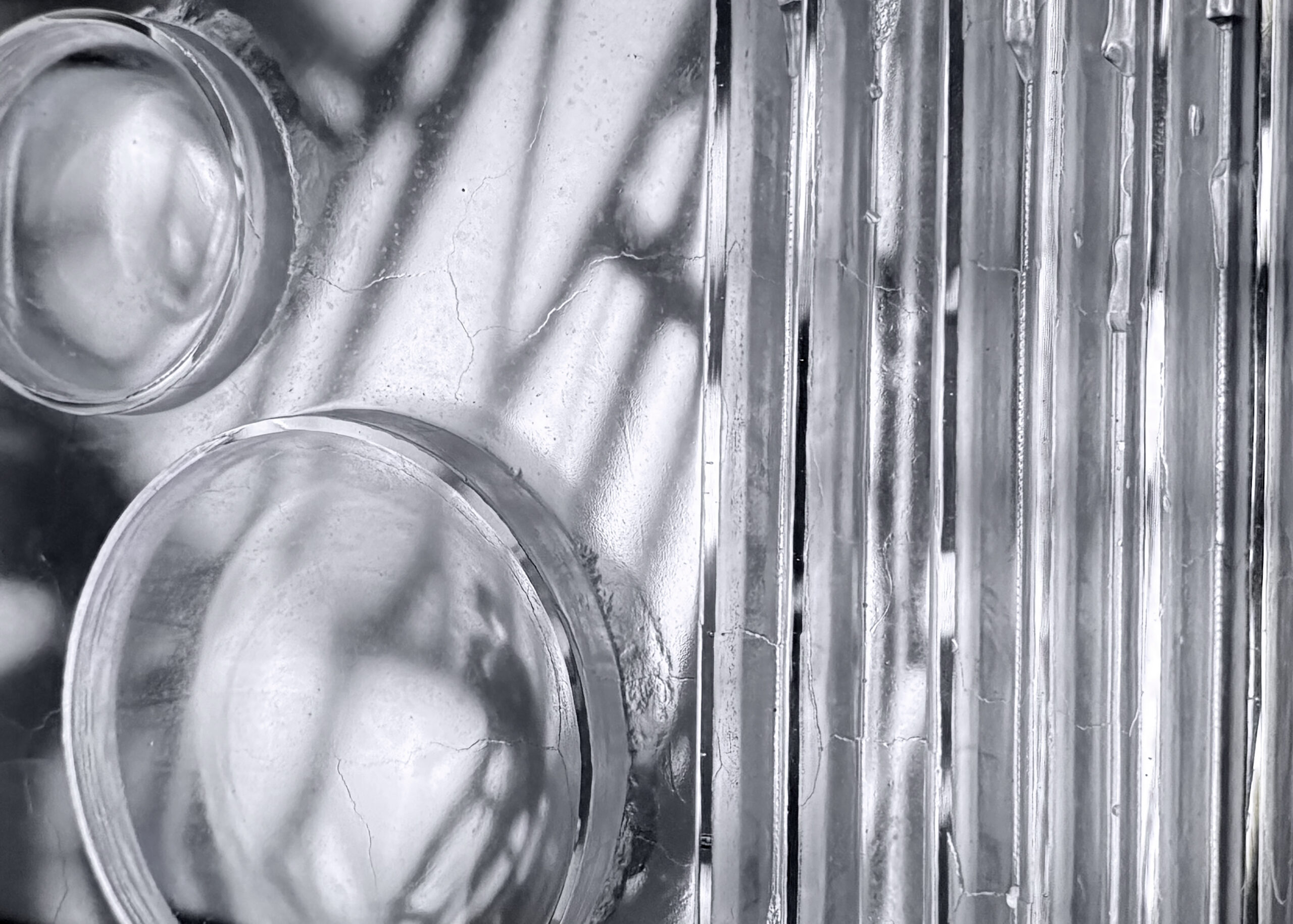 Jennifer and Kevin McCoy to Present ‘ReLensing’ at bitforms Gallery